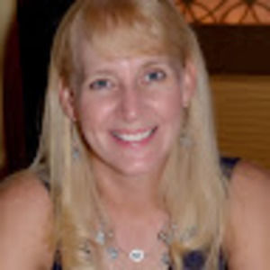 Meet your Posher, Cynthia
